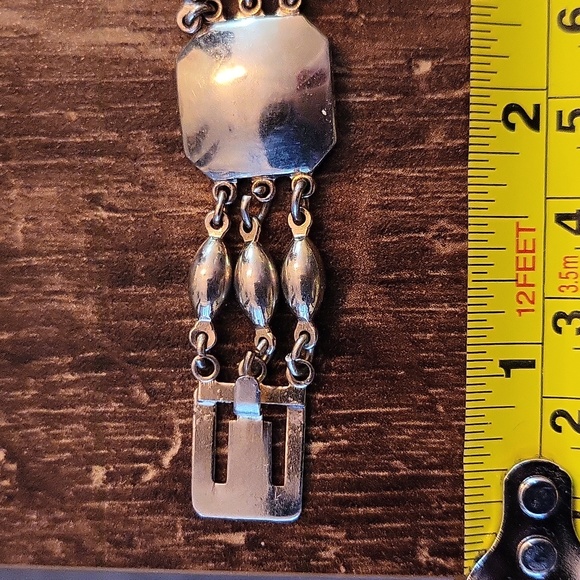 Vintage Square Necklace - Picture 4 of 6